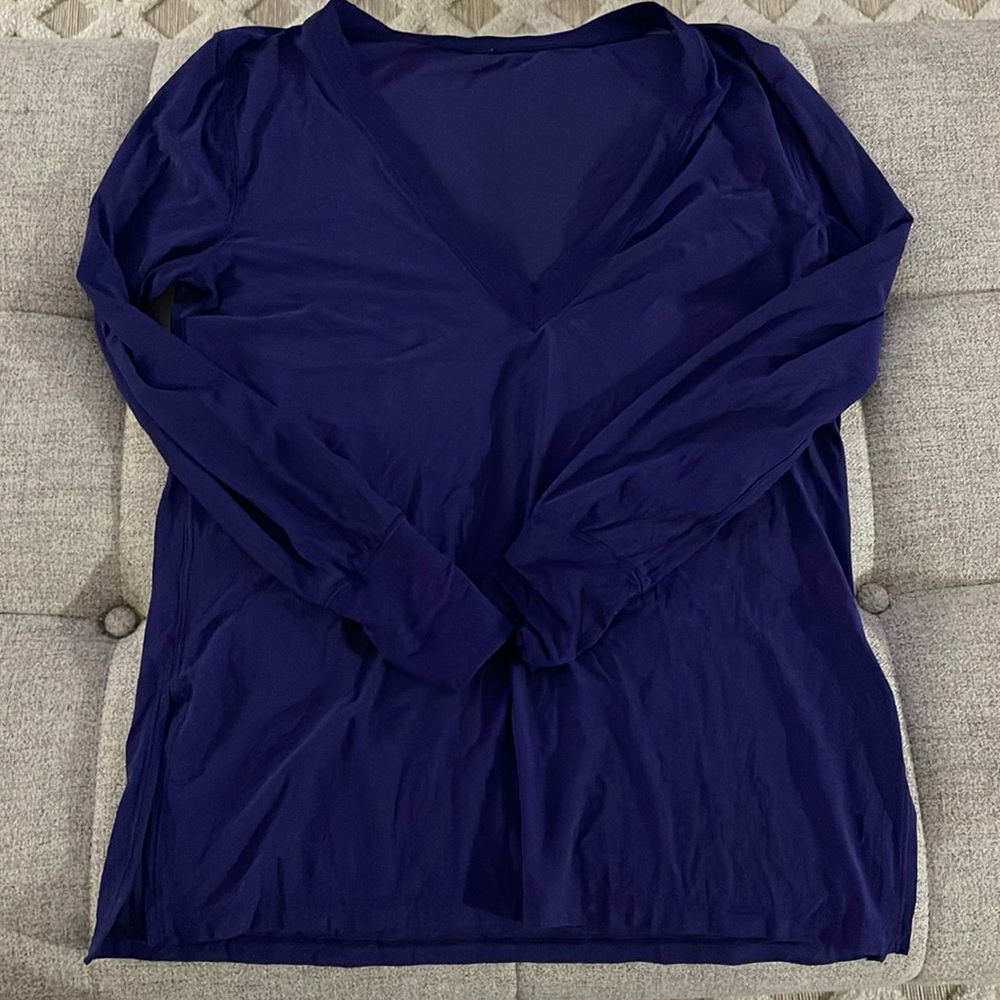 Lululemon long sleeve workout shirt
